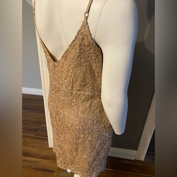 Boohoo Tia gold sequin lace wrap top dress US16 - Picture 7 of 13